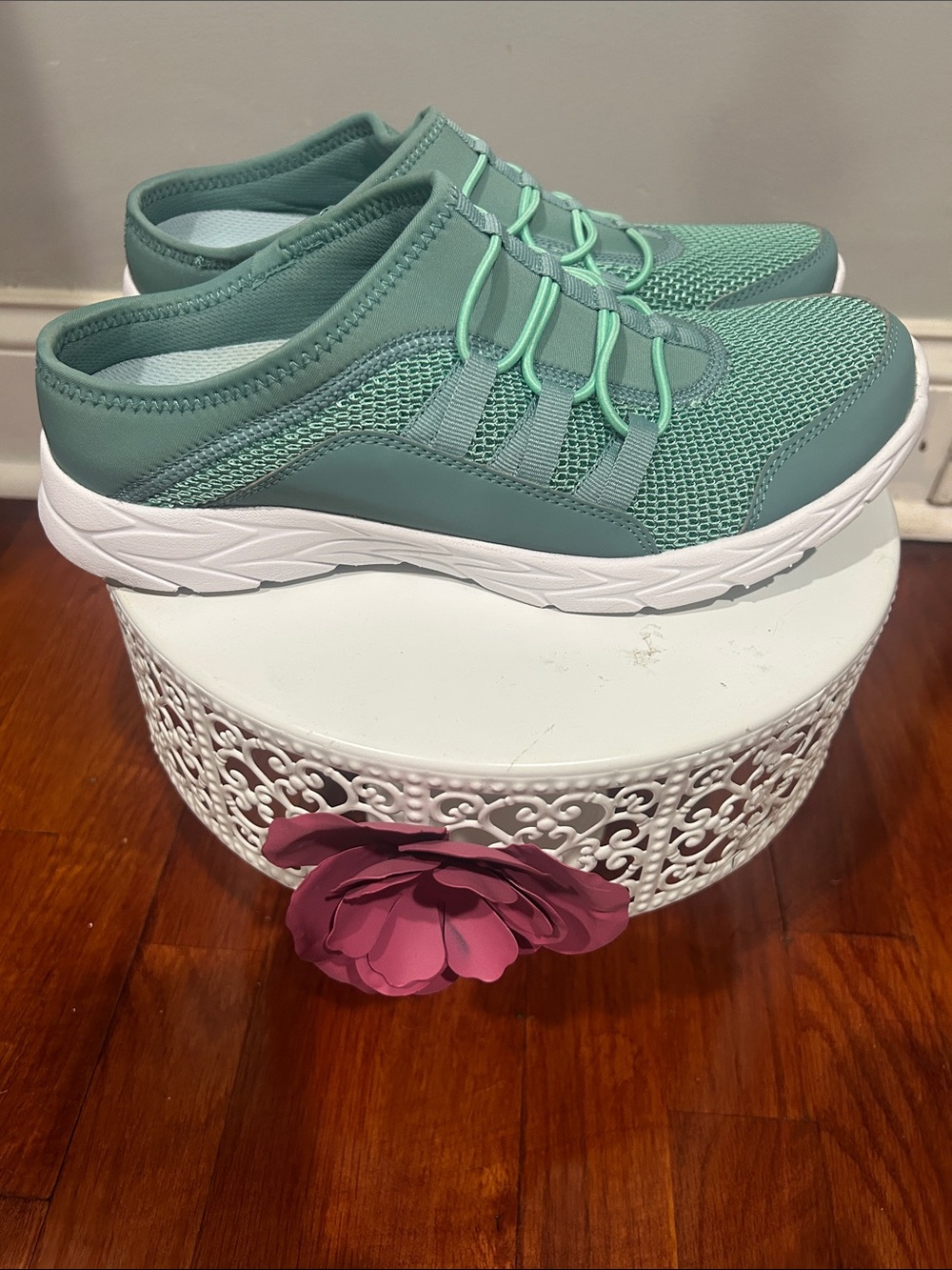 Vionic Sage Green Knit Slip-On Sneakers